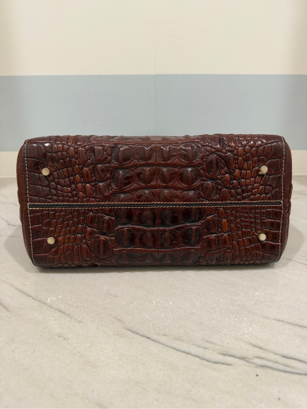 Pijushi Brown Croc-Embossed Leather Tote Bag - Picture 8 of 16